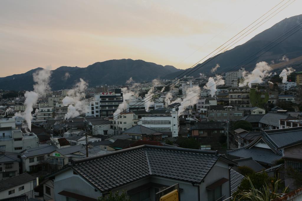 Guest House Danran Beppu Bagian luar foto